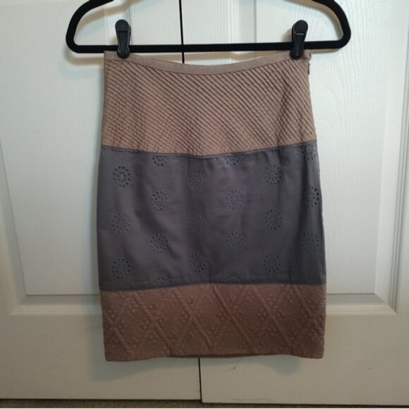Catherine Malandrino textured neutral quilted pencil skirt 0 - Picture 2 of 8
